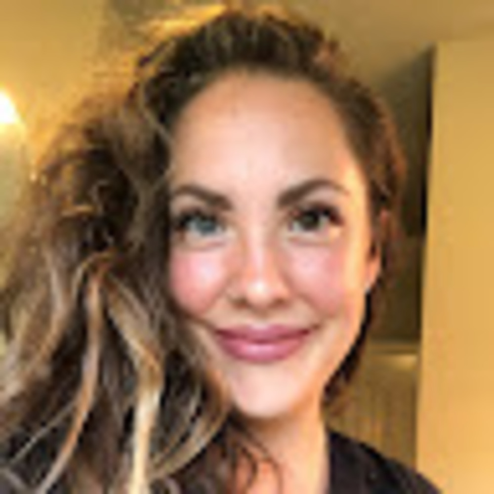 Meet your Posher, Liana